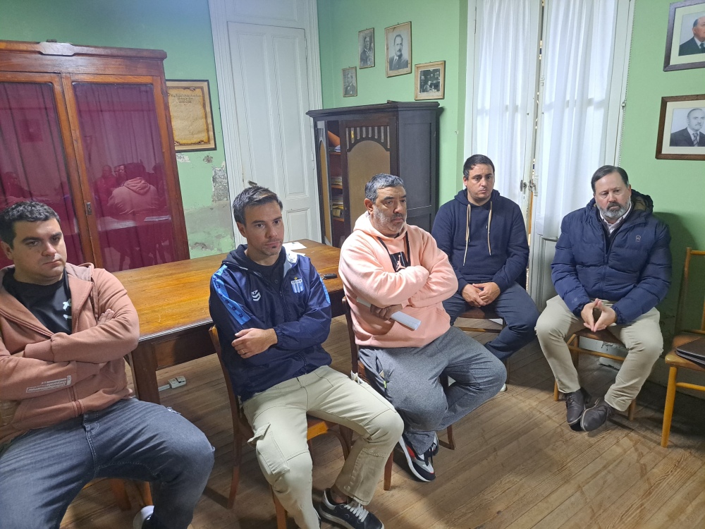 LRF: Se convocará a una asamblea para elegir a un nuevo presidente