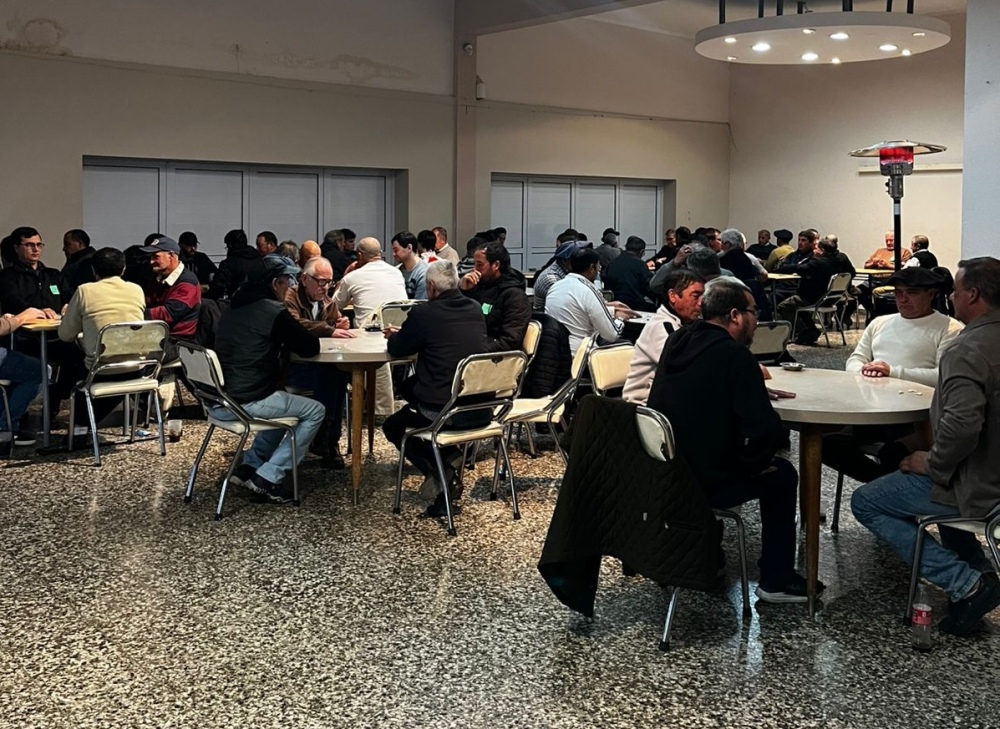 Gran convocatoria en el torneo de truco organizado por el Club Unión
