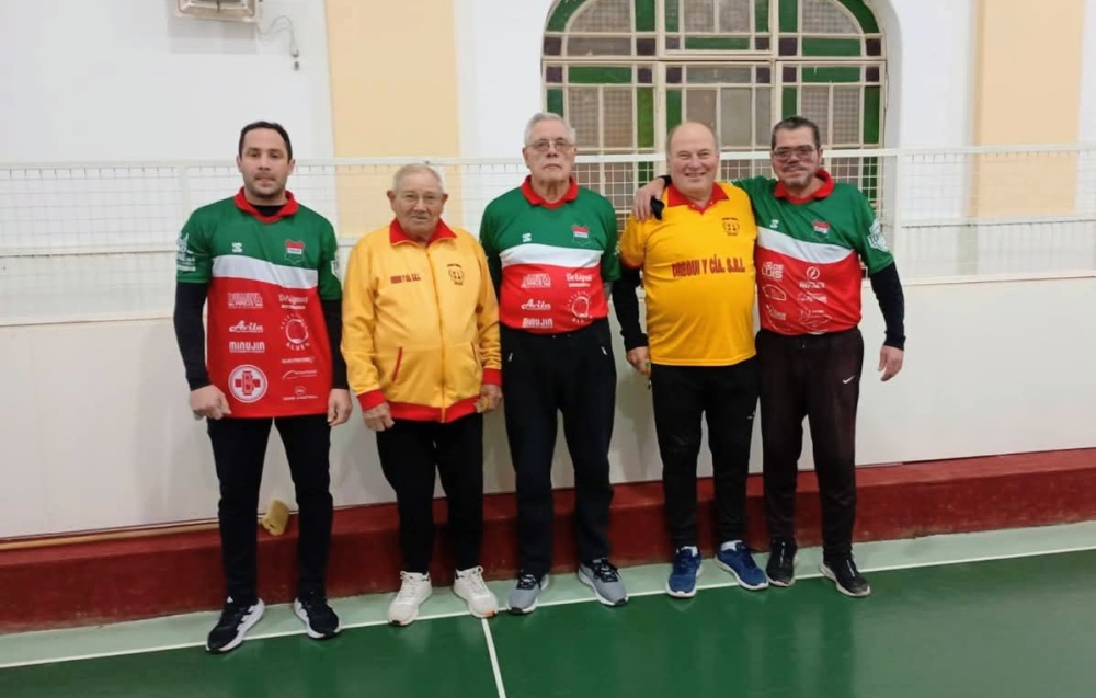 Bochas: dispar suerte para los clubes de Tornquist en el Oficial de Parejas