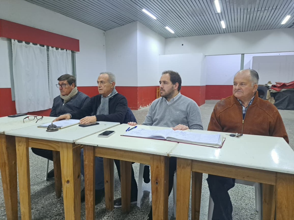 En un día histórico para la Liga Regional de Fútbol, José Manuel Palenzona asumió como nuevo presidente