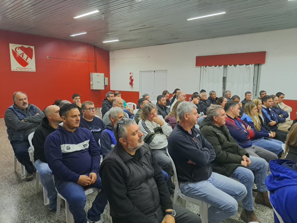 En un día histórico para la Liga Regional de Fútbol, José Manuel Palenzona asumió como nuevo presidente