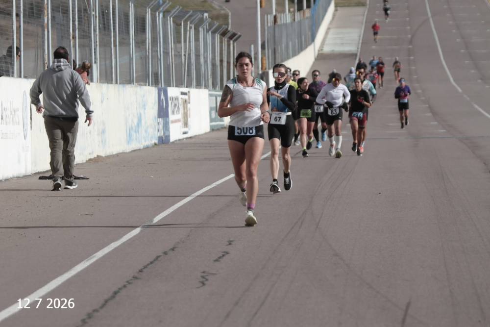 Destacada participación de atletas del distrito en el Duatlón de la Independencia