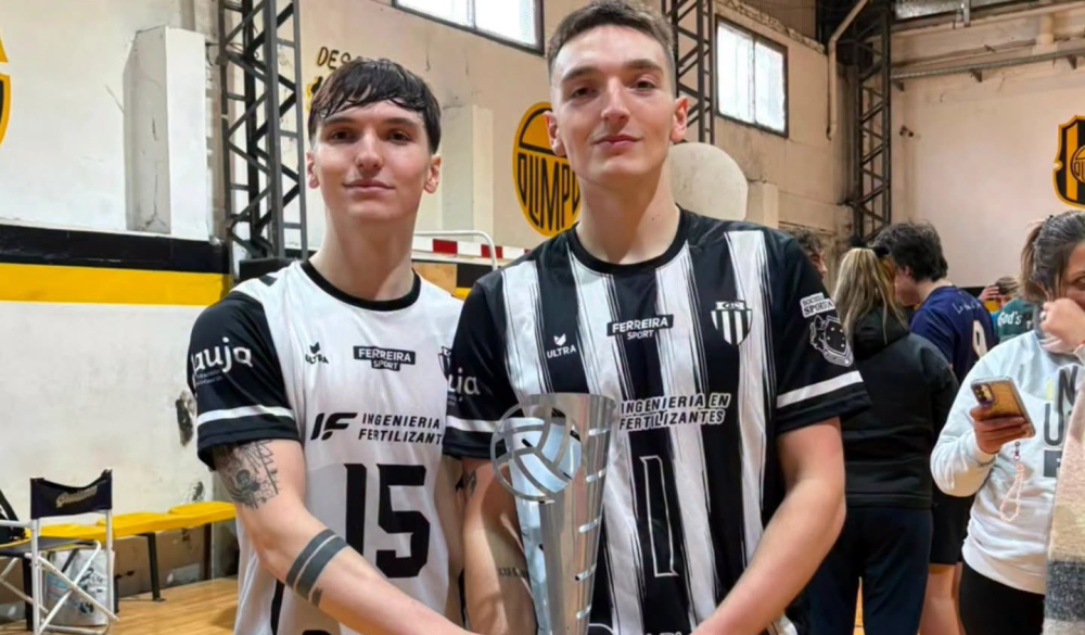 Los hermanos Franco y Valentino Gallucci, campeones en la Asociación Bahiense de Voley
