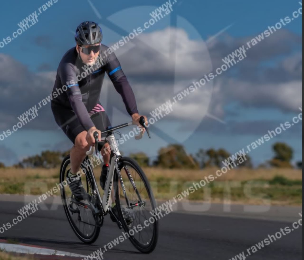 Destacada participación de atletas del distrito en el Duatlón de la Independencia
