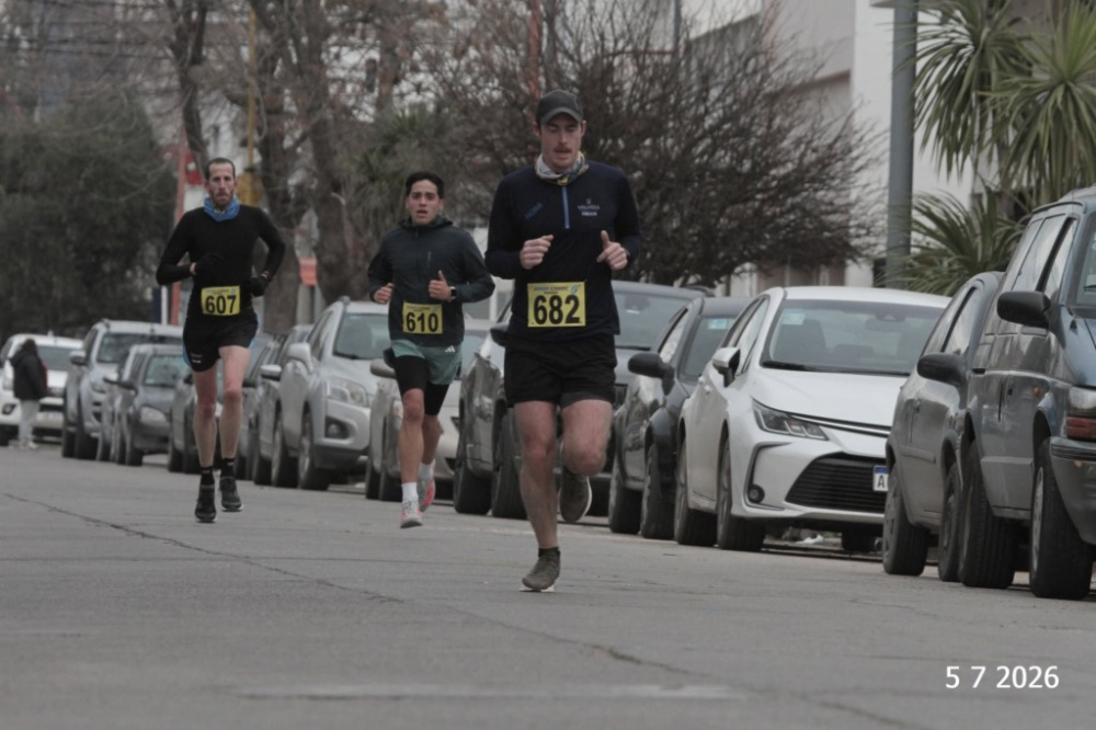 Sofía Espíndola ganó la general de los 10K y atletas del distrito se destacaron en Punta Alta