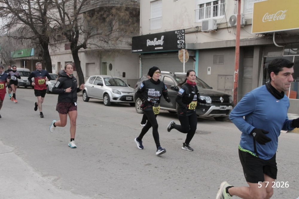 Sofía Espíndola ganó la general de los 10K y atletas del distrito se destacaron en Punta Alta