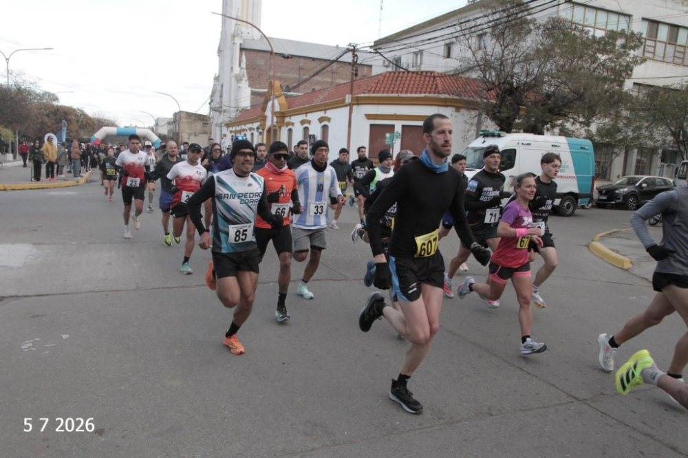 Sofía Espíndola ganó la general de los 10K y atletas del distrito se destacaron en Punta Alta