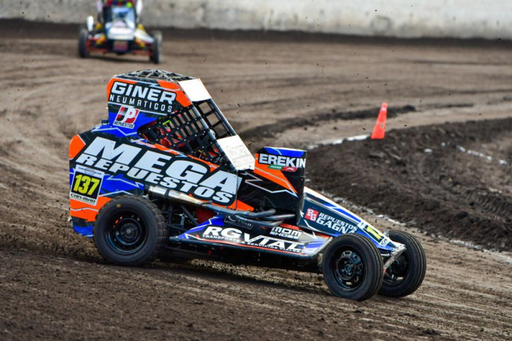 Midgets: Un inoportuno chaparrón postergó el cierre de la primera del Invernal