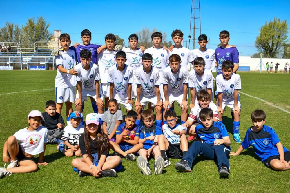 Federación de Fútbol: El Sub 15 de Racing de Carhué debuta en el Torneo de Clubes