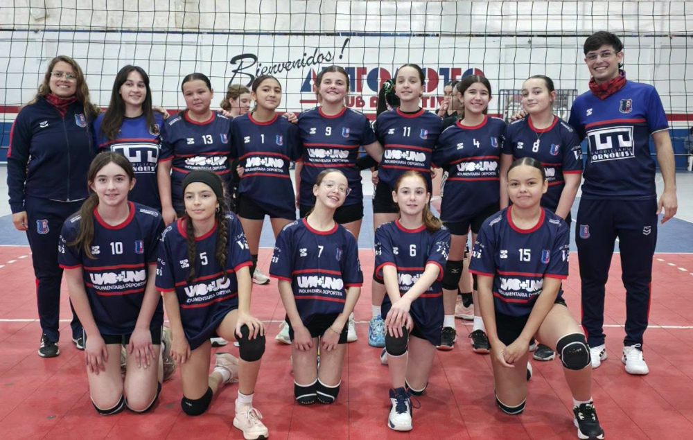 Excelente jornada de vóleibol en el Mario Gandini: Automoto cosechó grandes resultados ante Villa Mitre