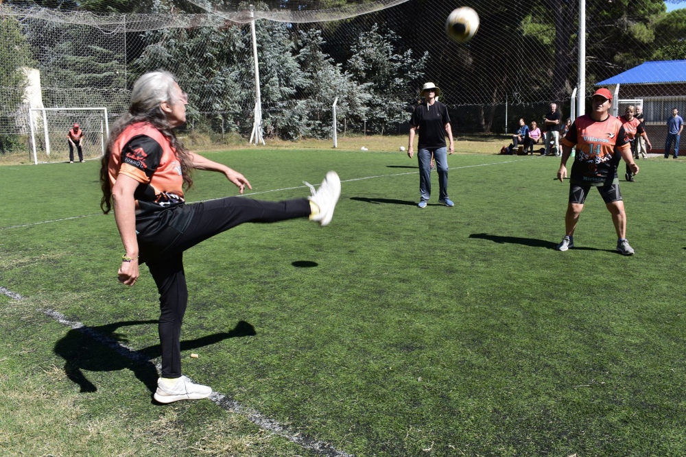 Walking futbol femenino, una nueva propuesta que se suma a Villa Ventana
