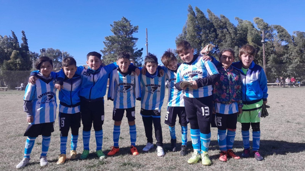 Fútbol: Las inferiores de Porteño lograron cuatro victorias en su visita a Unión Santamarina