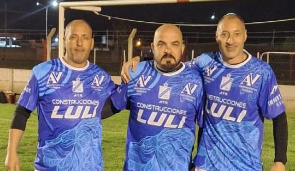 Jugadores del distrito debutaron en la 12ª edición del torneo de Fútbol Senior que organiza Independiente de Pueblo San José