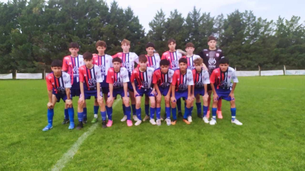 Atletico Ventana visito a Club de Pelota por la quinta fecha del Clausura de divisiones inferiores