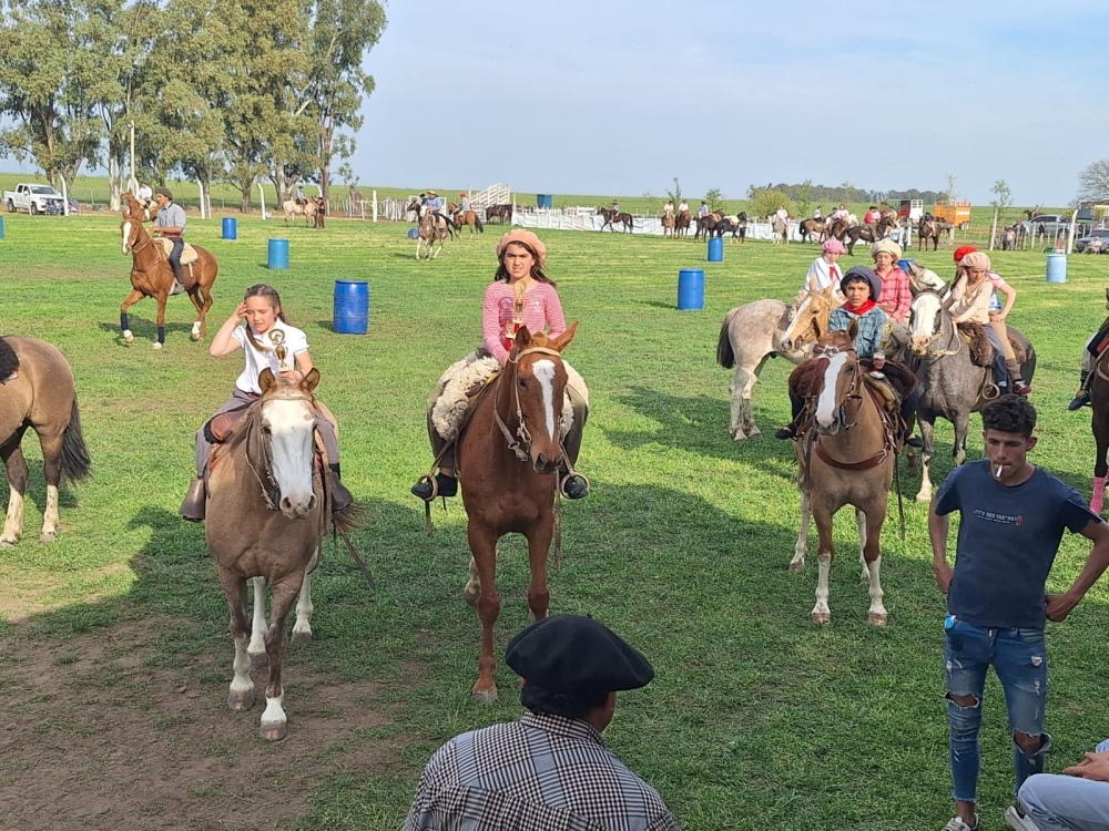 Resultados y fotos de las destrezas criollas llevadas a cabo en el Sportman Club de Tres Picos