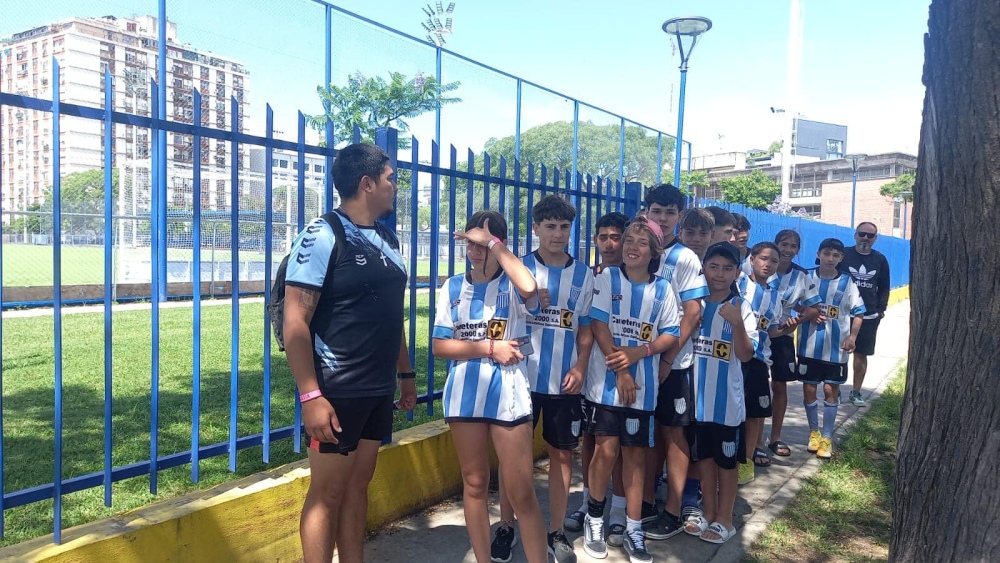 Integrantes de las inferiores del Club Porteño de Saldungaray realizan diferentes actividades en la Ciudad de Buenos Aires