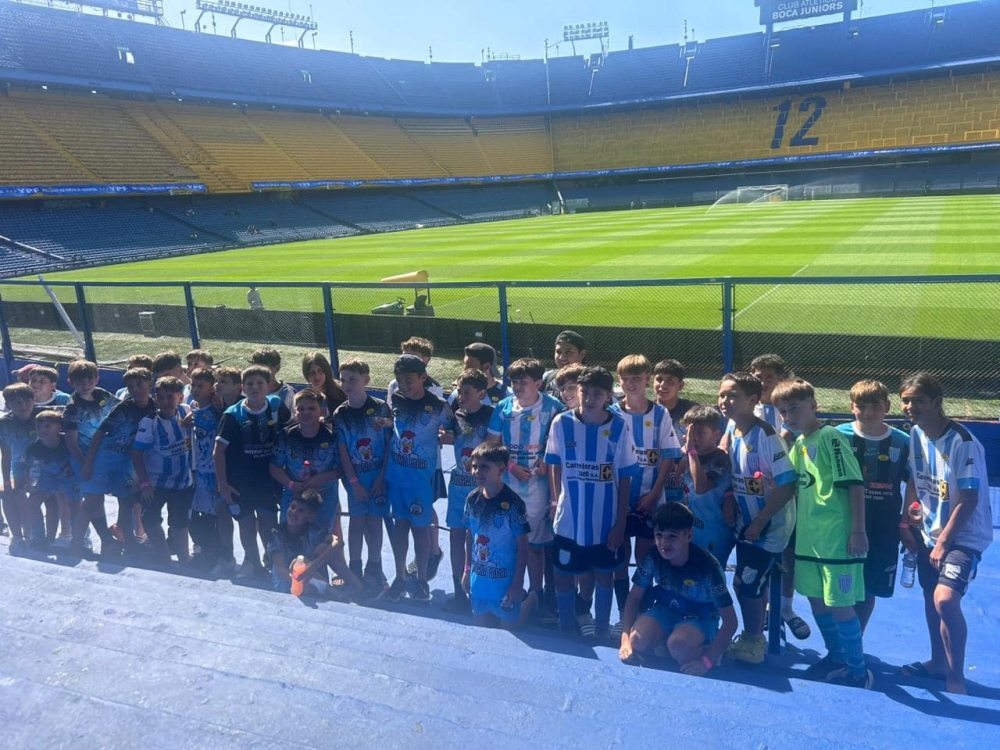 Integrantes de las inferiores del Club Porteño de Saldungaray realizan diferentes actividades en la Ciudad de Buenos Aires