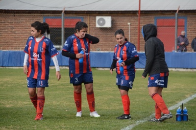 El f&uacute;tbol femenino de Automoto vuelve a las actividades