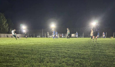 Otro triunfo de Atl&eacute;tico Ventana en el torneo senior de futbol 8 que se disputa en Coronel Suarez