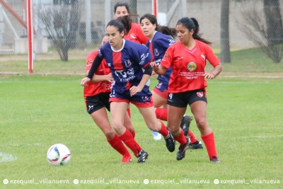 Liga Regional de F&uacute;tbol: Las chicas de Automoto no pudieron en Pueblo San Jos&eacute; (31 fotos)