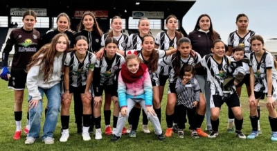 Liga Regional de F&uacute;tbol: Sub 15 femenino: Blanco y Negro gan&oacute; en su casa y qued&oacute; solo en lo m&aacute;s alto del Clausura