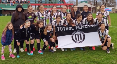Liga Regional de F&uacute;tbol: Blanco y Negro recuper&oacute; la punta en Sub 15 femenino
