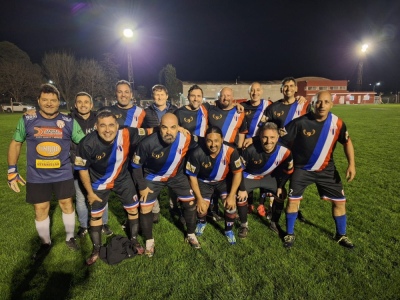 F&uacute;tbol Senior: Triunfo de Atl&eacute;tico Ventana en el torneo que organiza Independiente de Pueblo San Jose