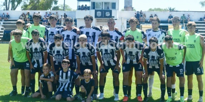 Liga Regional de F&uacute;tbol:&nbsp;Club Sarmiento es finalista en Reserva y en Primera femenino