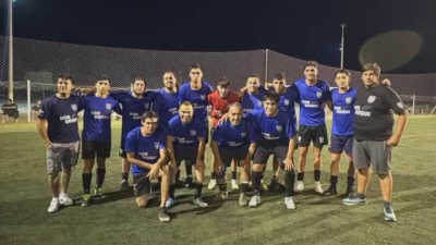 Dos goleadas y un empate en la cuarta fecha del torneo de futbol 8 del Club Uni&oacute;n