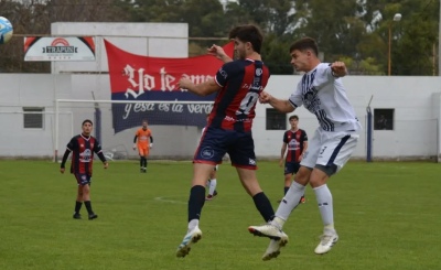 Liga Regional de F&uacute;tbol: Emiliano Aliberti, el goleador de 2025