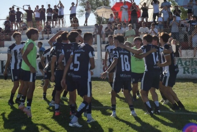 Liga Regional de F&uacute;tbol: Club Sarmiento venci&oacute; a Racing Club y se adue&ntilde;&oacute; del Clausura de divisi&oacute;n Reserva