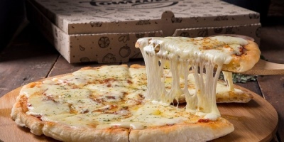 Club Porte&ntilde;o impulsa una venta solidaria de pizzas en Saldungaray