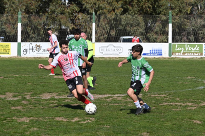 Liga Regional de F&uacute;tbol: En el feriado se recuperaron tres partidos de Reserva y otros tantos de inferiores