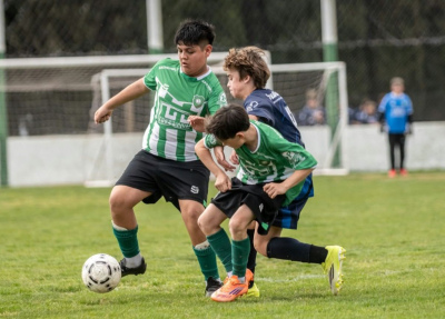 Liga Regional de F&uacute;tbol: En la previa al clasico de inferiores, los equipos de Tornquist jugaron como locales