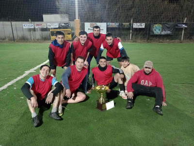 Los Chaquech&eacute; se quedaron con el torneo rel&aacute;mpago de Roca F&uacute;tbol 5 (40 fotos)