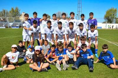 Federaci&oacute;n de F&uacute;tbol: El Sub 15 de Racing de Carhu&eacute; debuta en el Torneo de Clubes