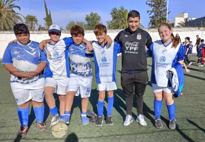 La escuelita de futbol de San Martin de Chasico tuvo su primer experiencia del a&ntilde;o en Bah&iacute;a Blanca