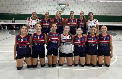 Las chicas de Automoto V&oacute;ley terminaron quintas en Pig&uuml;&eacute;