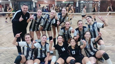Liniers de Bah&iacute;a Blanca, con Josefina Candal, se consagr&oacute; campe&oacute;n de la primera fase del Torneo Provincial de Clubes
