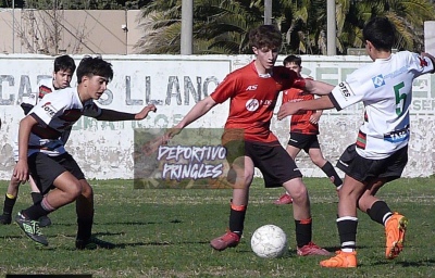 Parcial disputa para la und&eacute;cima fecha del certamen de divisiones inferiores de la Liga Pringles de F&uacute;tbol