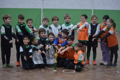 Comenz&oacute; el torneo "Mes de la Amistad" organizado por el Club Uni&oacute;n