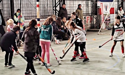 Atl&eacute;tico Ventana fue sede de un encuentro regional de formativas y escuelitas de hockey