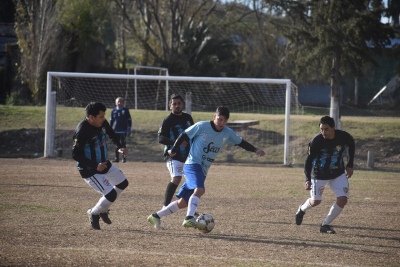 Municipales de Villa Arcadia supero a UTA y es puntero del Oficial de la Liga Intersindical de Bah&iacute;a Blanca