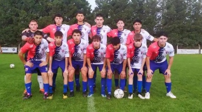 Las inferiores de Atl&eacute;tico Ventana jugaron como locales ante Almaceneros