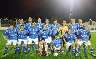 Jugadores del distrito debutaron en la 12&ordf; edici&oacute;n del torneo de F&uacute;tbol Senior que organiza Independiente de Pueblo San Jos&eacute;