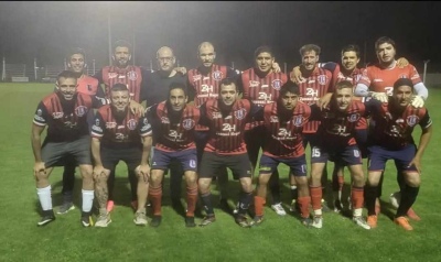 Preveteranos de f&uacute;tbol: Independiente y Automoto tambi&eacute;n avanzaron a semifinales