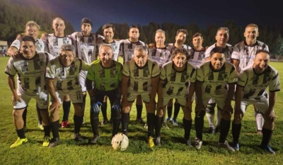 F&uacute;tbol del Recuerdo: La cuarta fecha dej&oacute; novedades y nuevo triunfo de Arcadia