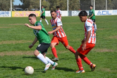 LRF Reserva: victoria contundente de Uni&oacute;n y derrota de Automoto en Coronel Su&aacute;rez