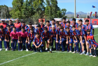 La quinta divisi&oacute;n del Automoto Club Deportivo recibi&oacute; la copa del campeonato Clausura de la LRF (38 fotos)