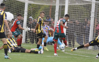 Mazazo en Otamendi: C&iacute;rculo gole&oacute; a Olimpo, que descont&oacute; a trav&eacute;s de Vila, y le sac&oacute; el invicto